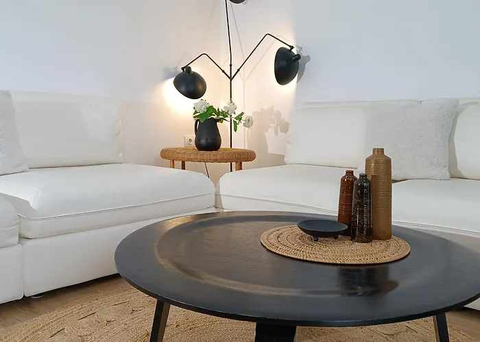 Pilea Luxury 2