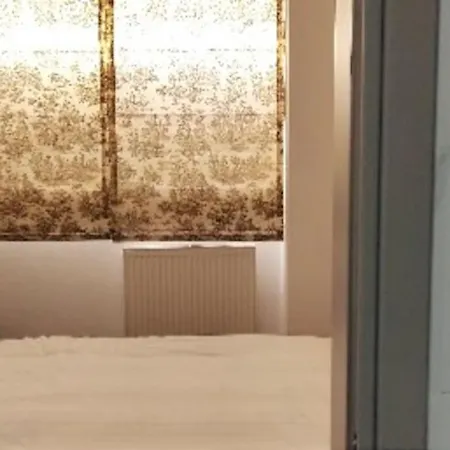 Cozy 2 סלוניקי