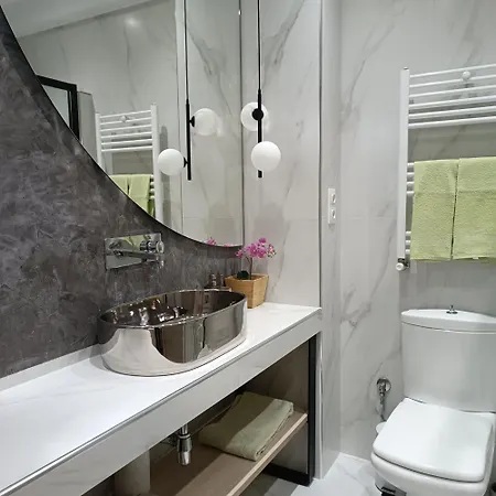 Pilea Luxury 2 * テッサロニキ