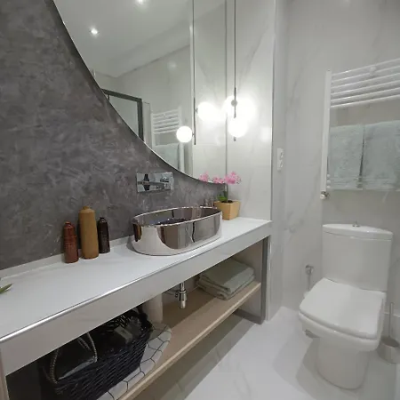 Pilea Luxury 2 *